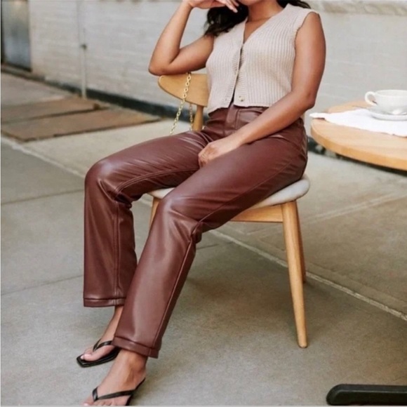 BOGO! Abercrombie The 90's Straight Ultra High Rise Faux Leather Pant 32 / 14